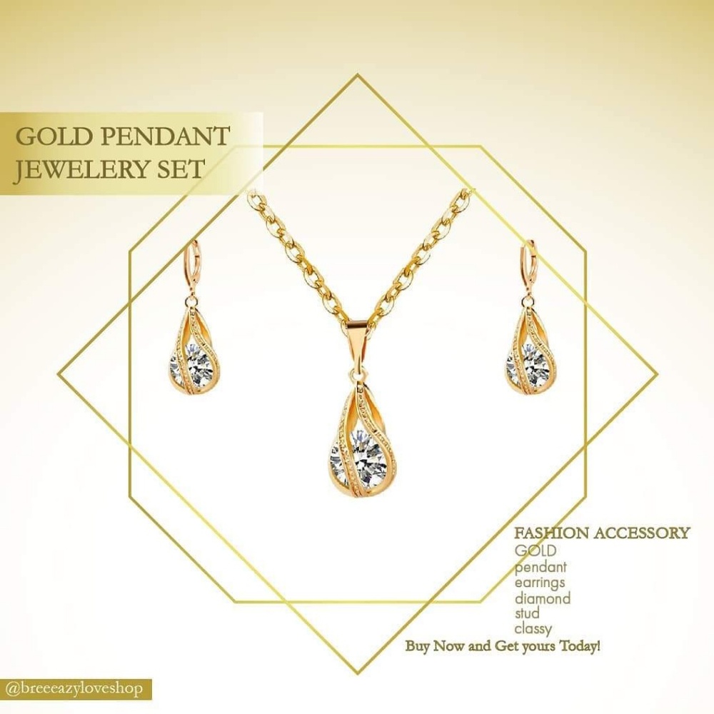 Gold Pendant Jewelry Set